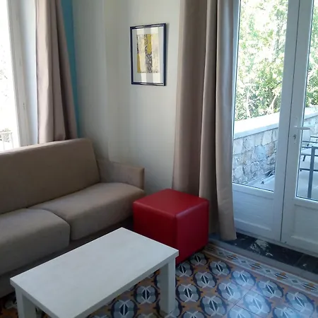Hotel Le Moderne Saint-Paul-le-Jeune Room photo