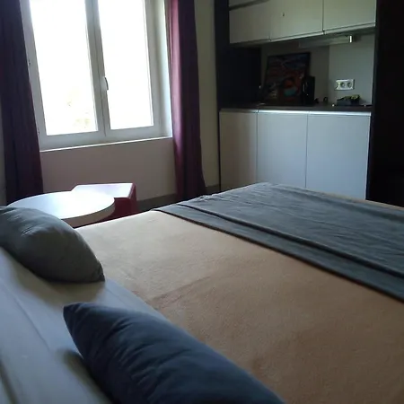 Hotel Le Moderne Saint-Paul-le-Jeune Room photo