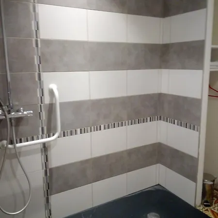 Hotel Le Moderne Saint-Paul-le-Jeune Room photo