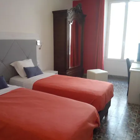 Hotel Le Moderne Saint-Paul-le-Jeune Room photo