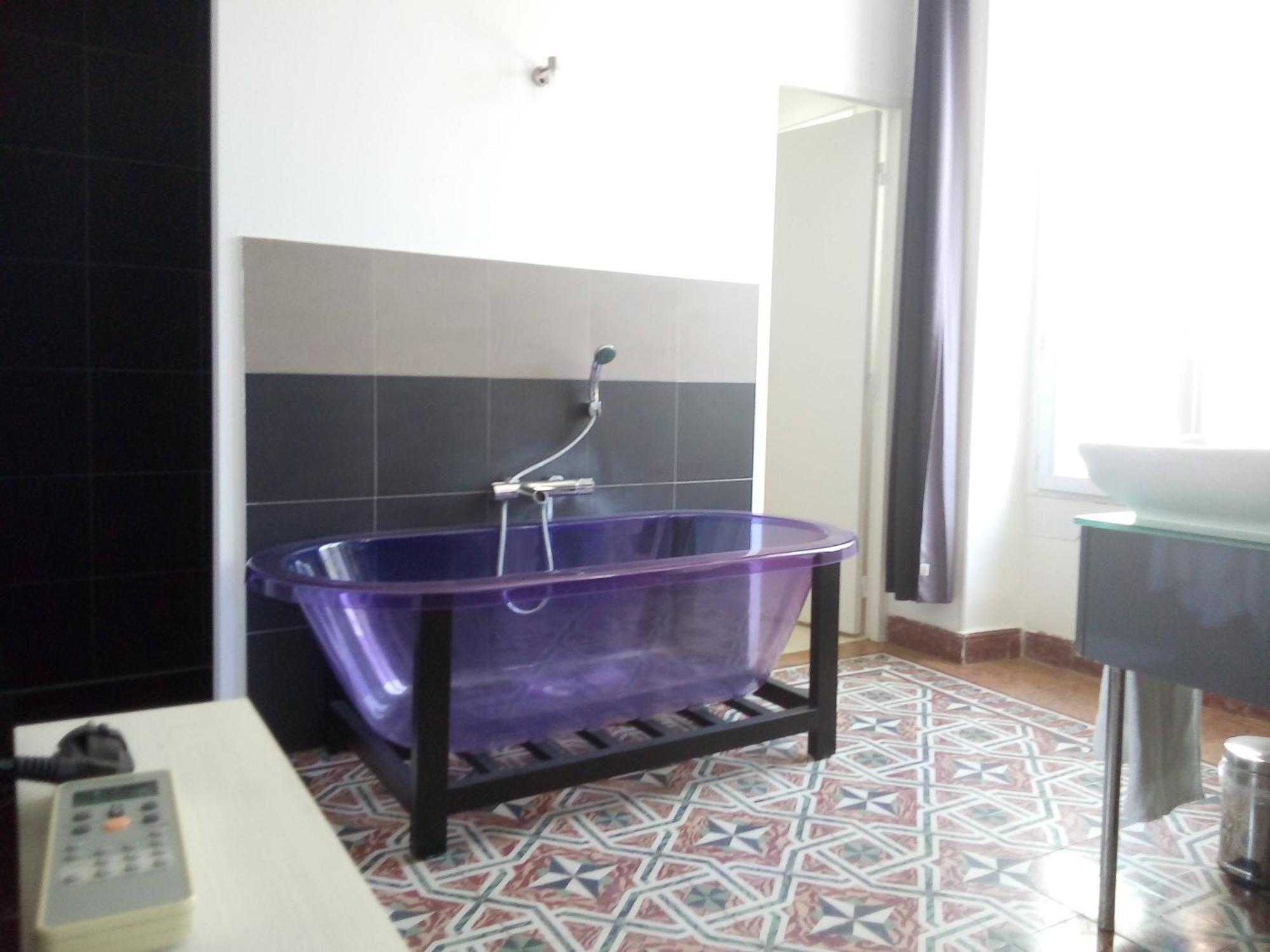 Le Moderne Bed & Breakfast Saint-Paul-le-Jeune
